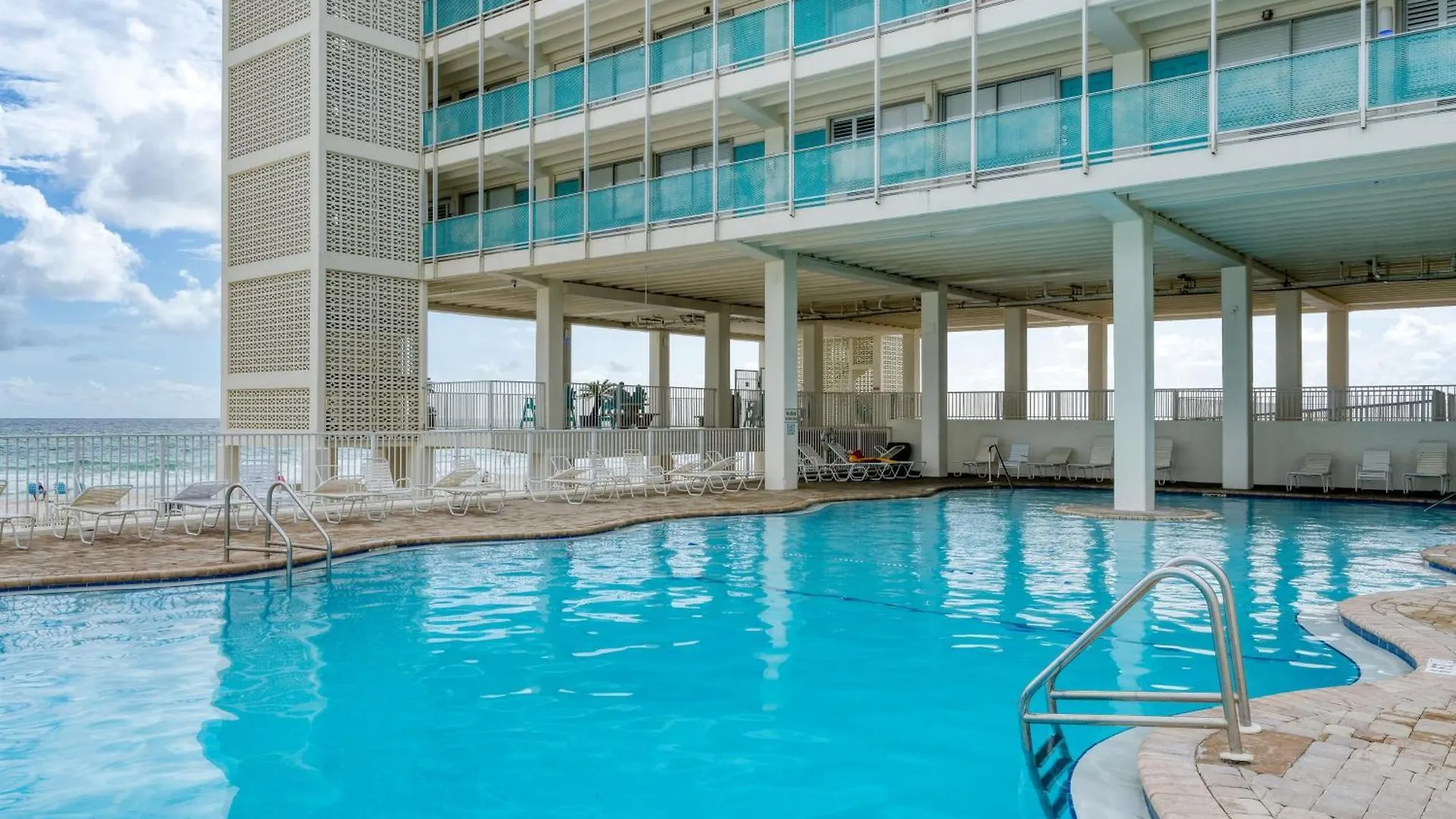 Fontainebleau 335 By Avantstay Beachfront Access Panama City Beach 0*,  ABD
